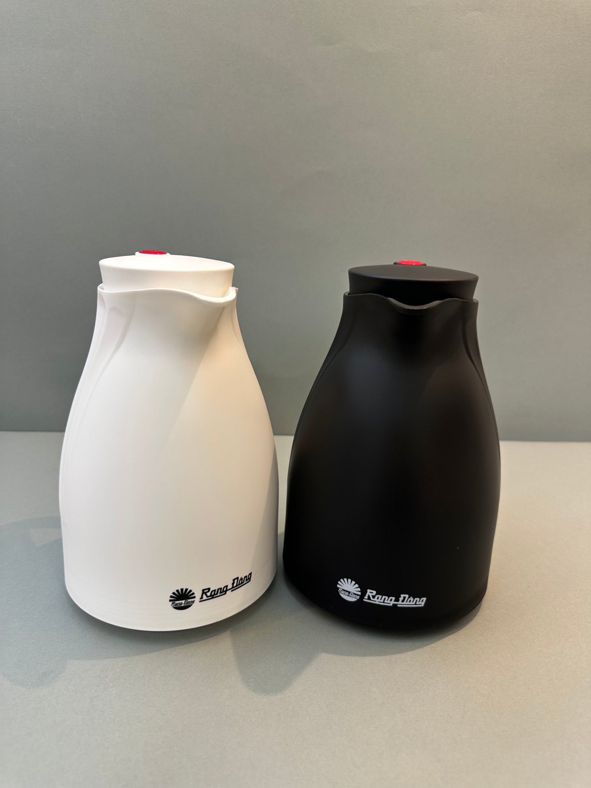 ترمس 0.9 لتر موديل الماني