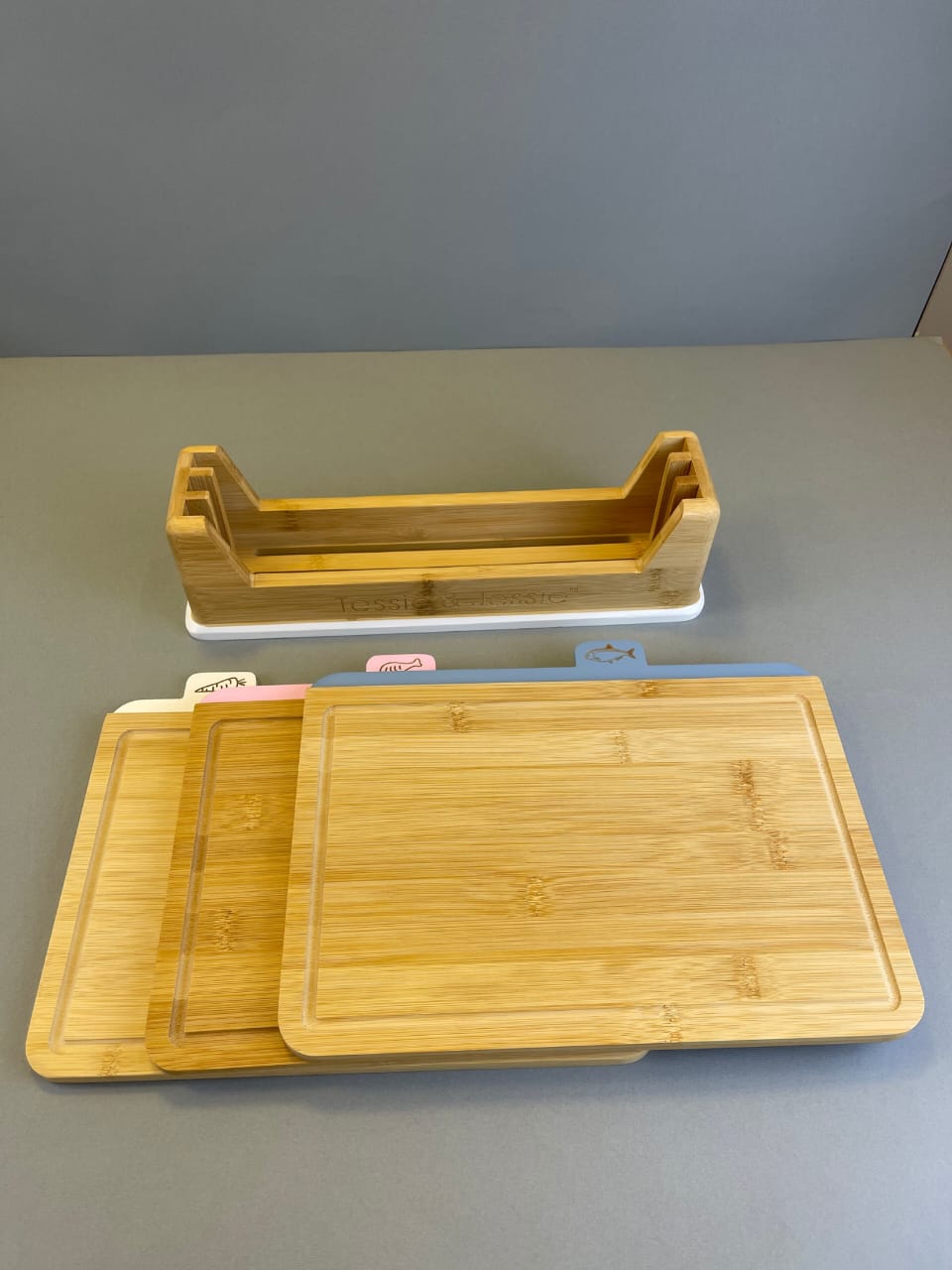 Tessie & Jessie طقم بلانشة تقطيع 3 قطع